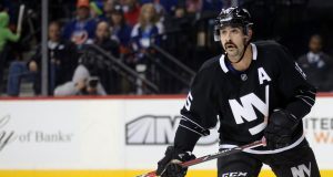 New York Islanders: Clutterbuck contract a head-scratcher 