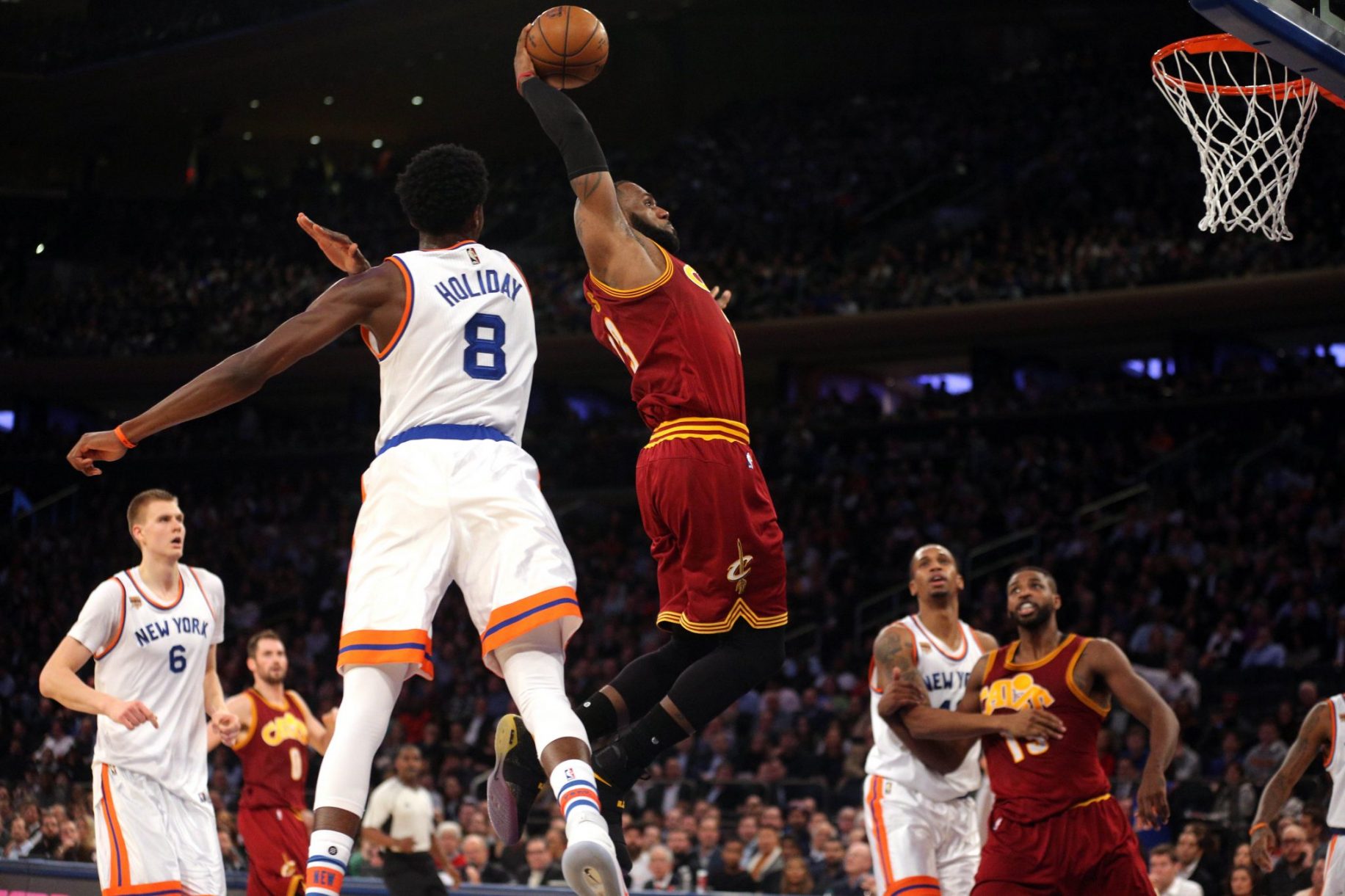 New York Knicks clobbered at MSG by LeBron James, Cleveland Cavaliers (Highlights) 