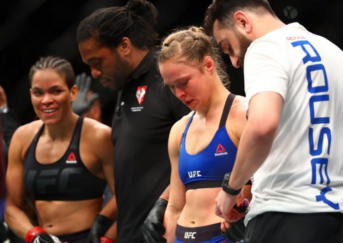 Top social media reactions to Ronda Rousey's shocking loss at UFC 207 