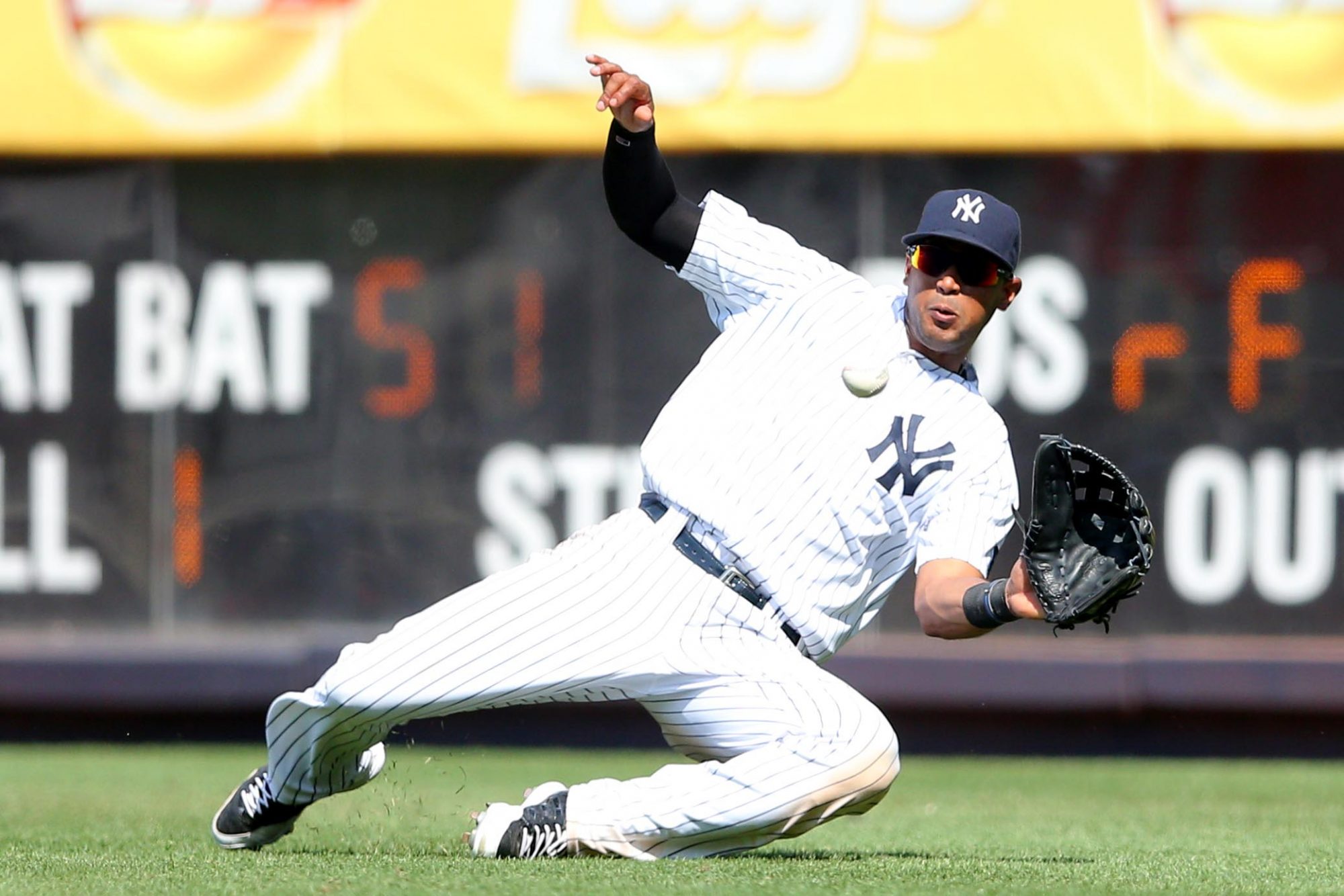 New York Yankees: With right field open, Aaron Hicks discusses his chances 