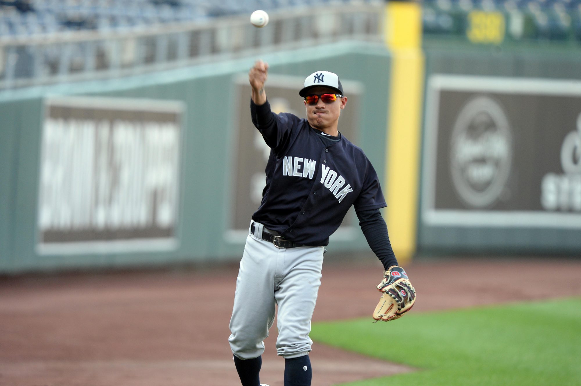 New York Yankees to give Ronald Torreyes time in the outfield 
