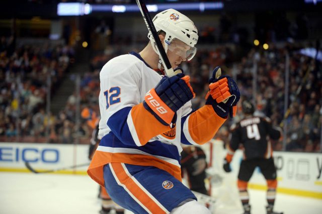 New York Islanders Anders Lee is taking big steps in 2016-2017