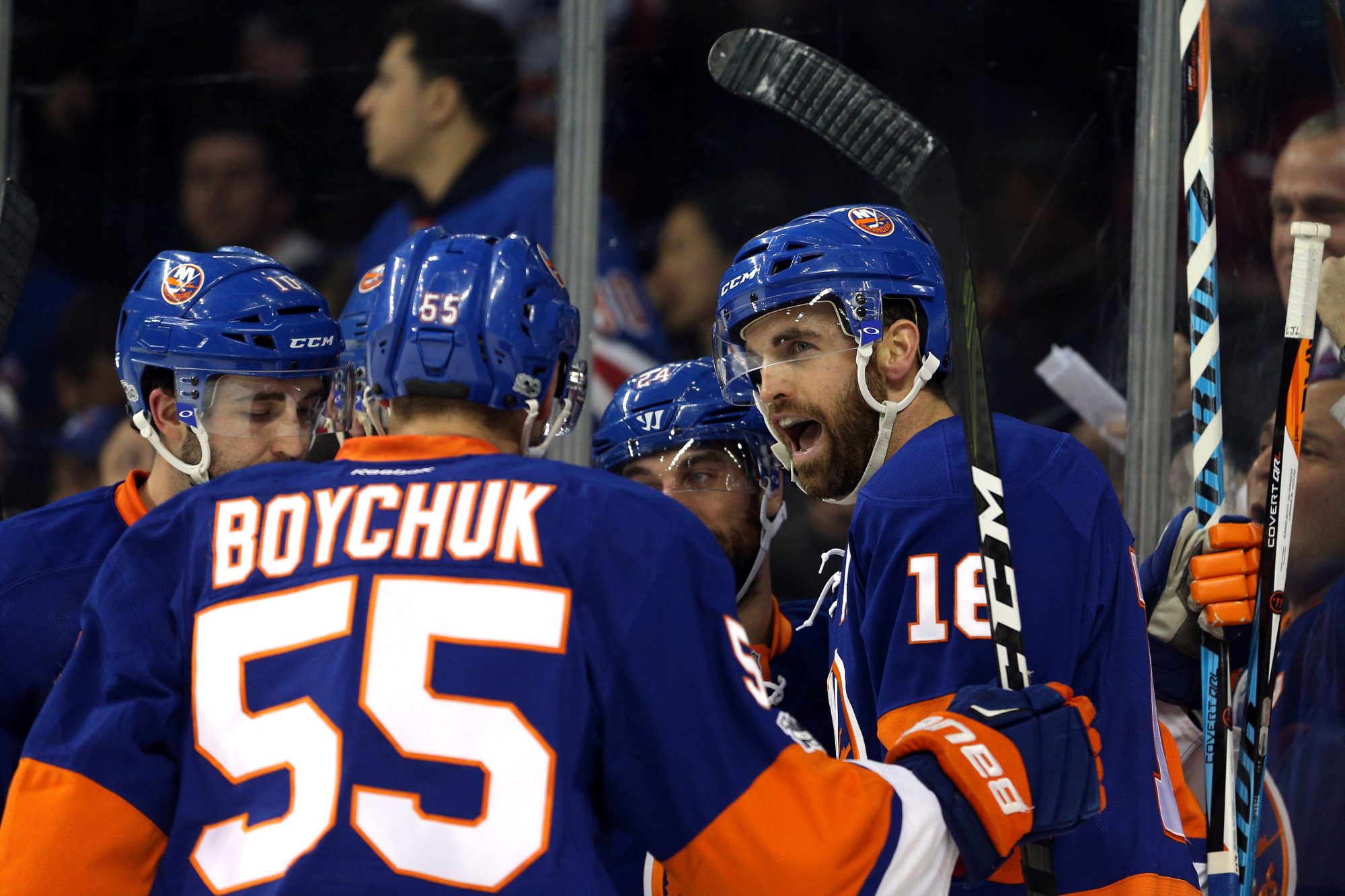 Andrew Ladd, New York Islanders take care of Rangers at home, 4-2 (Highlights) 