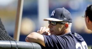 New York Yankees: Regardless of 2017, Joe Girardi shouldn't feel any pressure 
