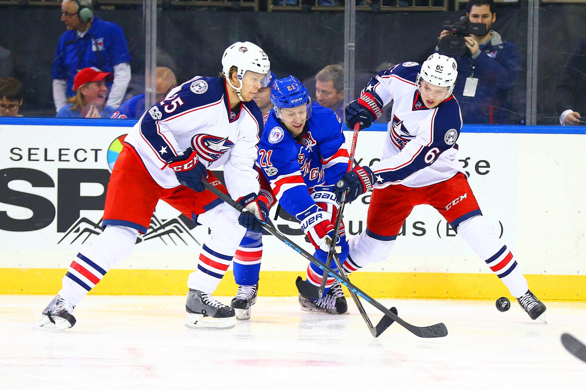 New York Rangers get outmuscled by John Tortorella's Columbus Blue Jackets, 5-2 (Highlights) 