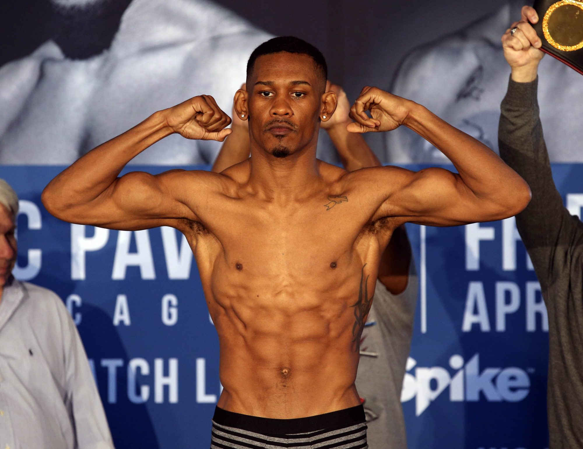 Will Daniel Jacobs' Chin Hold Up Against Gennady Golovkin's Power? 2