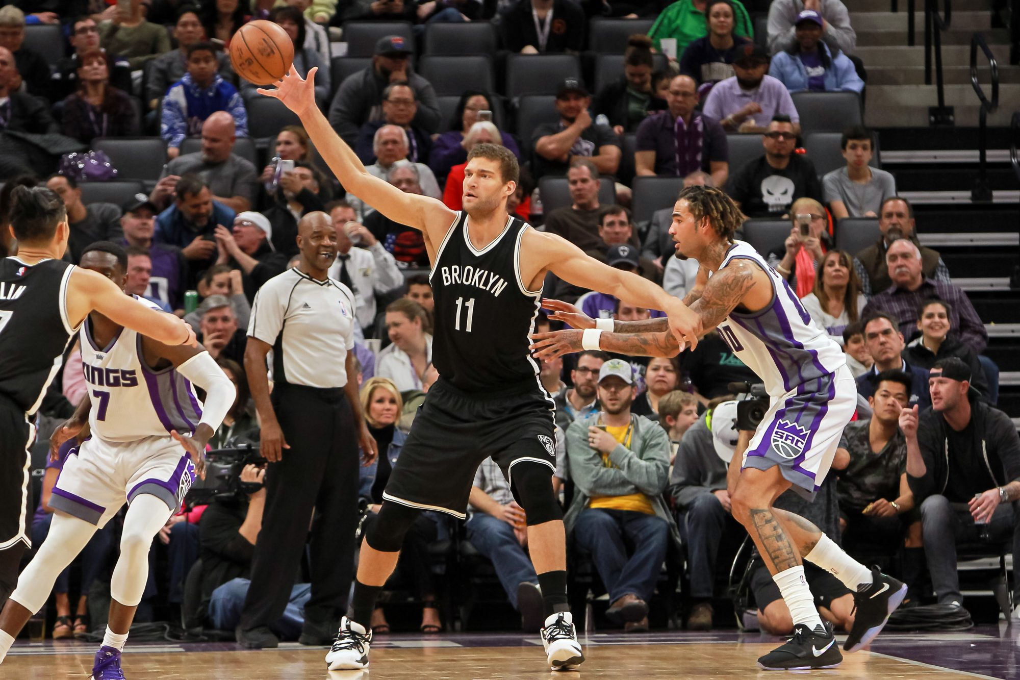 With over 10,000 points, is Brook Lopez the greatest Nets Player of all-time? 