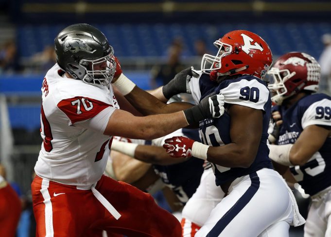New York Giants Select Youngstown State DE Avery Moss In Round 5 2
