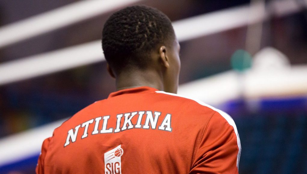 New York Knicks: Who is Potential Knicks Draftee Frank Nitilikina? 