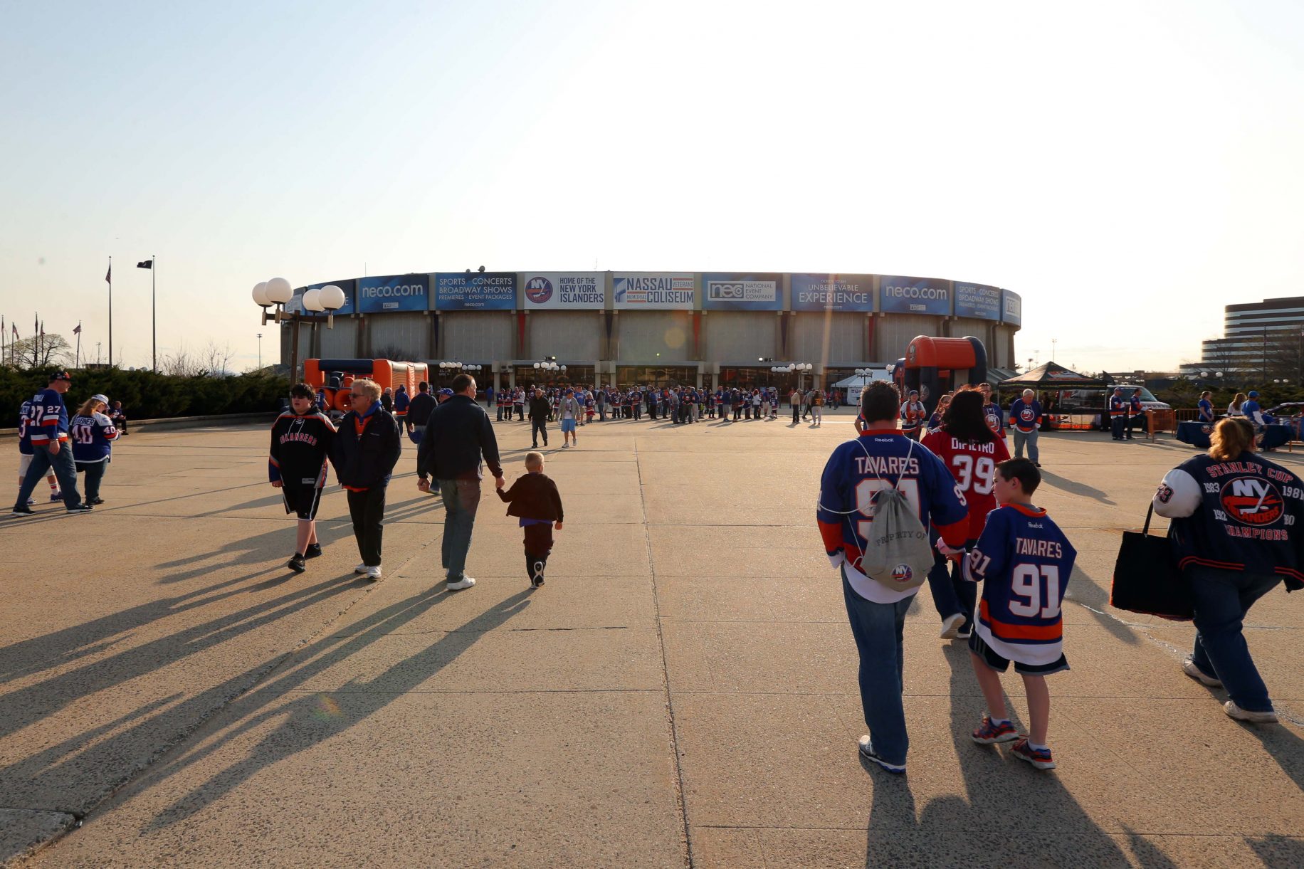 Report: New York Islanders to Play Preseason Game at Nassau Coliseum 