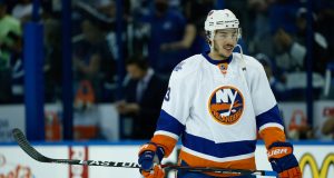 New York Islanders’ Richardson Gives Defensemen Vote of Confidence 