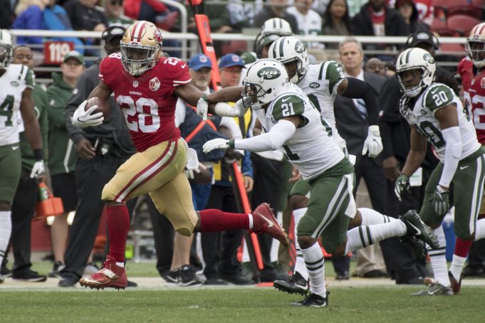 New York Jets Release Marcus Gilchrist, Re-Sign Bruce Carter 
