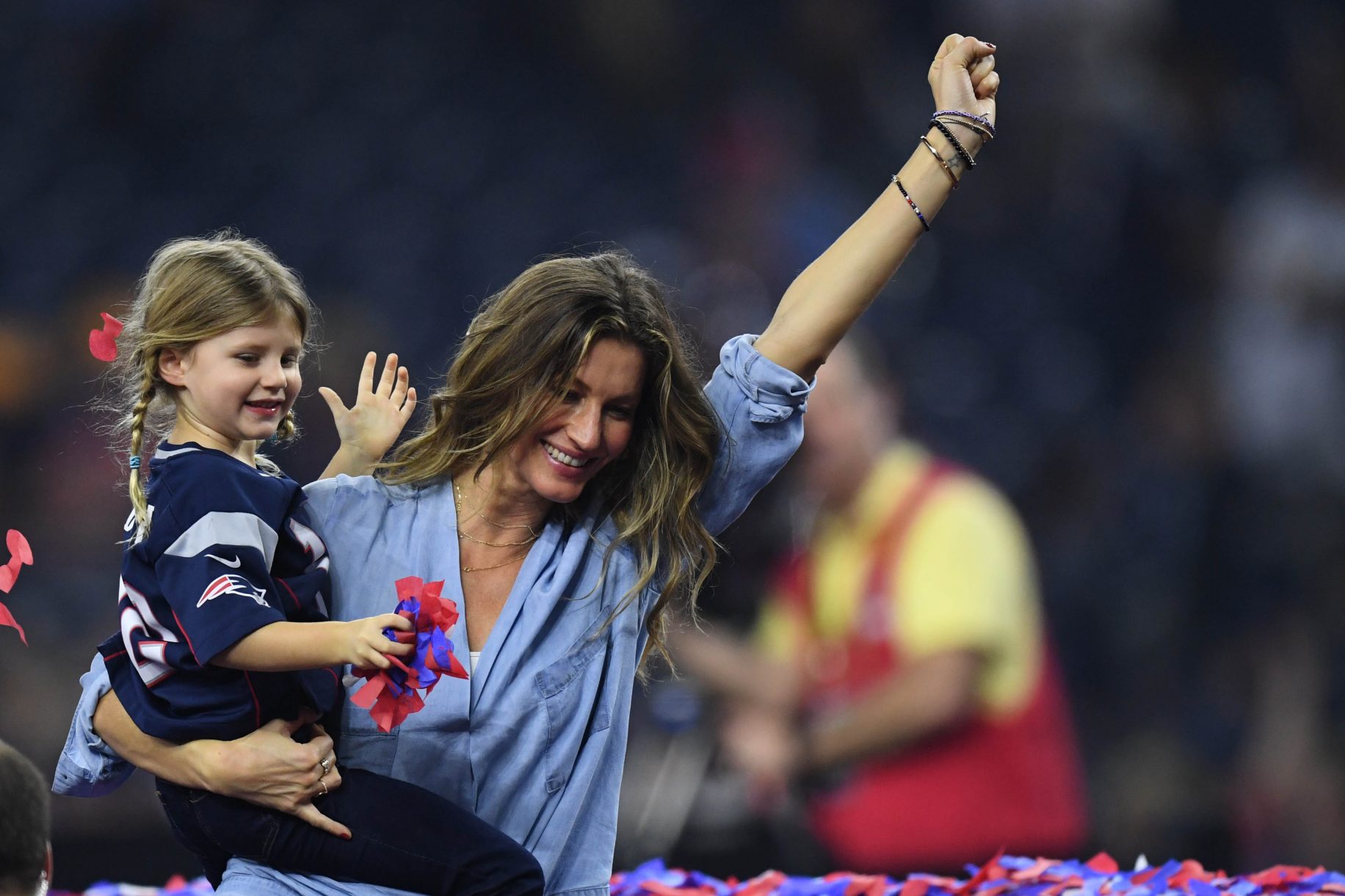 New England Patriots, Tom Brady Fans are Irate at Gisele Bundchen 