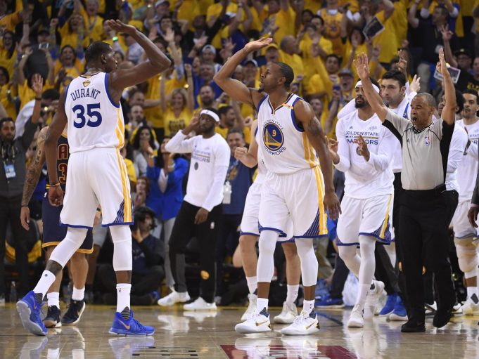 NBA Finals: Kevin Durant and Stephen Curry Shine, Warriors Take Game 1 