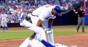 New York Mets Amazin’ News 6/15/17: Neil Walker and Matt Harvey Hit the Shelf 