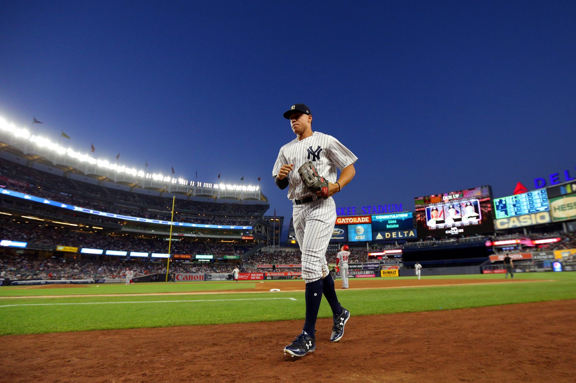 New York Yankees: Aaron Judge Is Great But He Shouldn't Do It All 