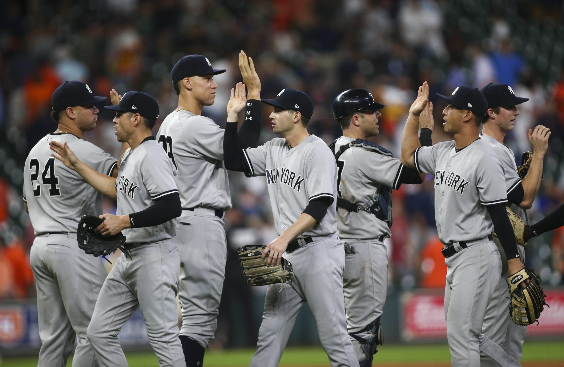 New York Yankees Obliterate Houston Astros Bullpen in 13-4 Win 