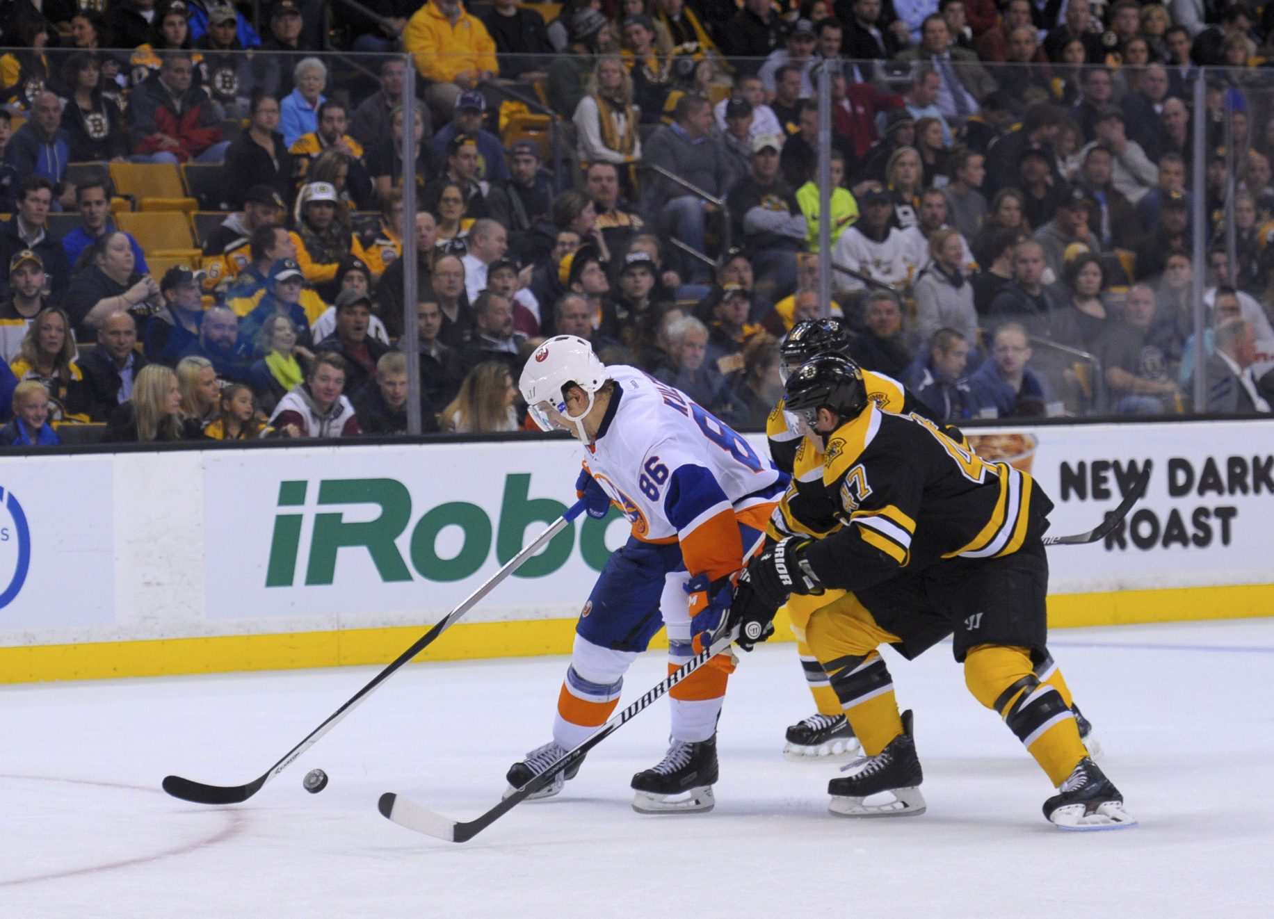 Done Deal: New York Islanders, Vegas Golden Knights to Swap Assets 