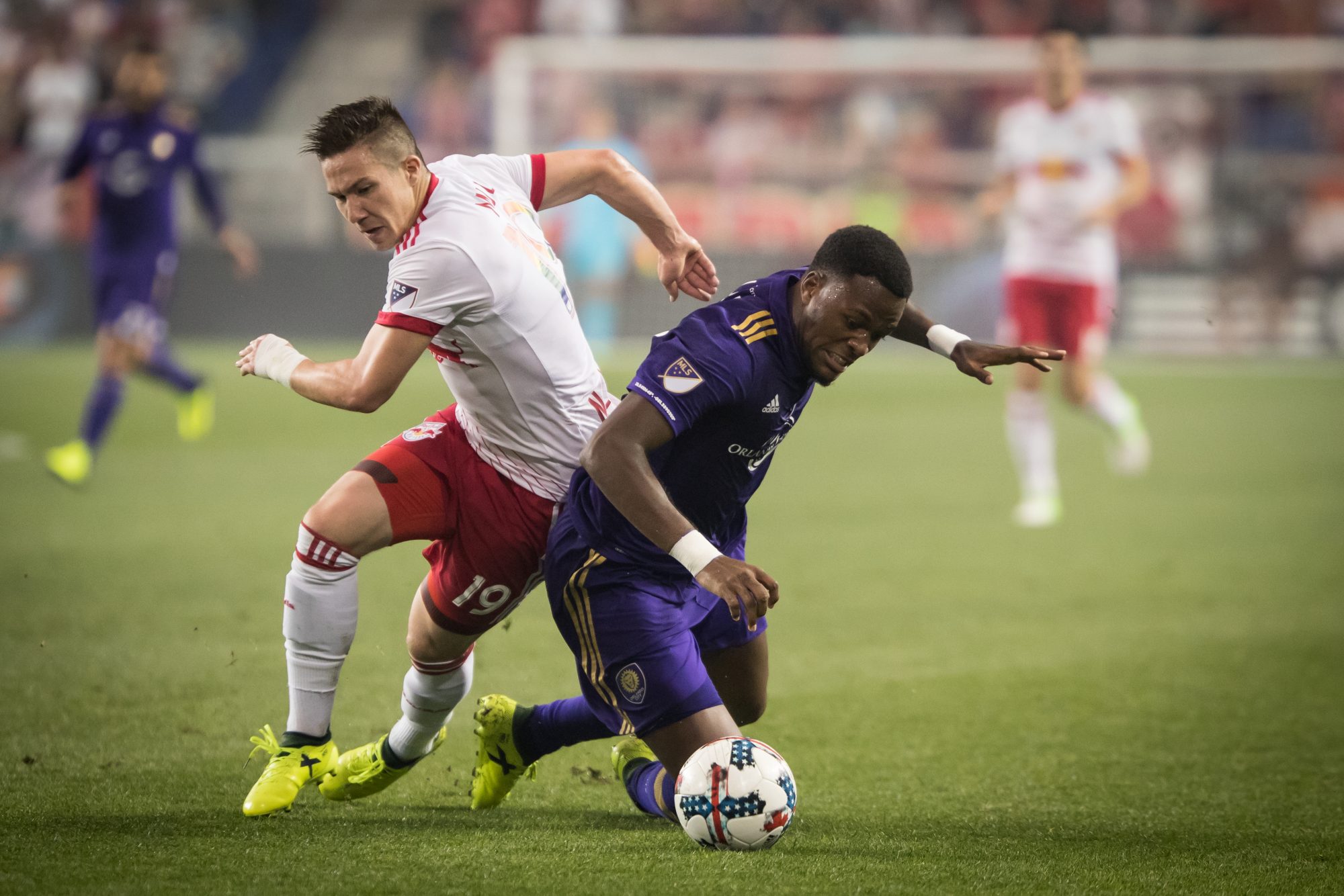 New York Red Bulls Win Big on Pride Night; VAR Gives Kaka Red (Highlights) 