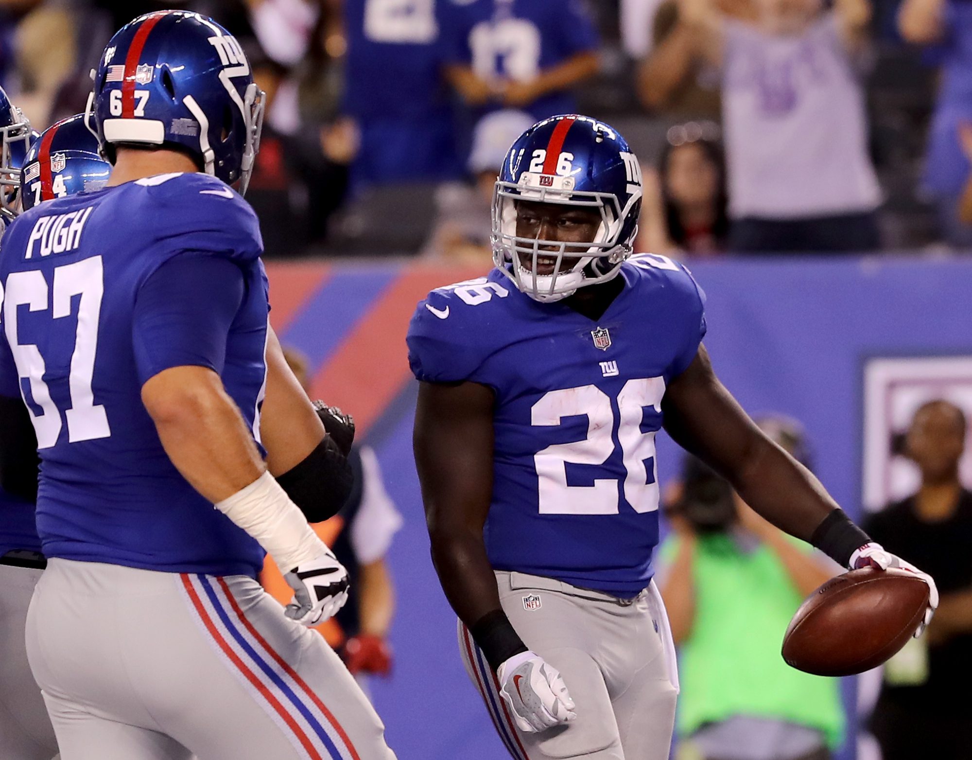 New York Giants' Running Game Shows Signs Of Life In MetLife Bowl 