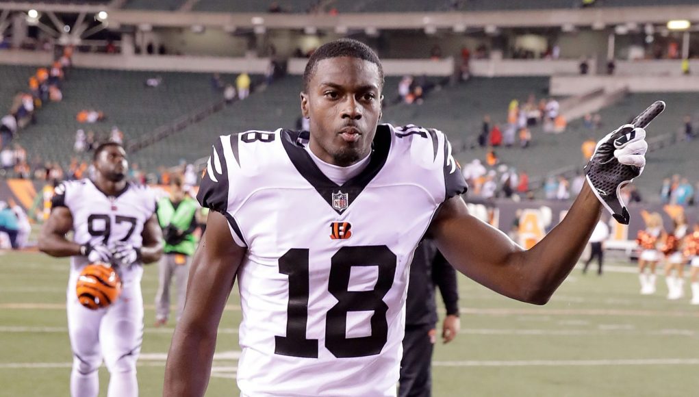 Fantasy Football: Trade, Cut or Bench These Slow Starters Like Le'Veon Bell & A.J. Green 1
