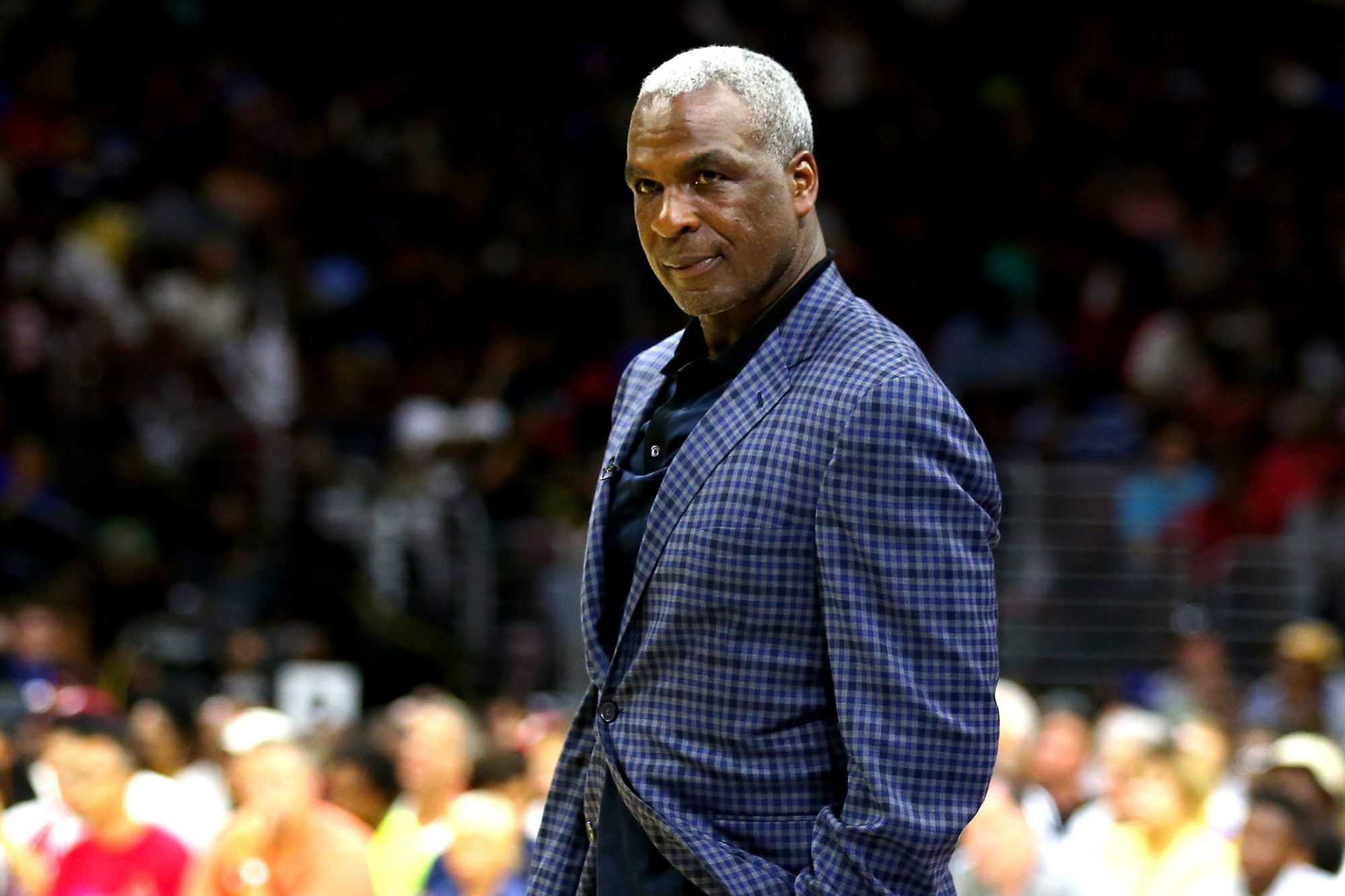 New York Knicks News Mix, 9/12/17: Charles Oakley Files Civil Suit Over MSG Incident 