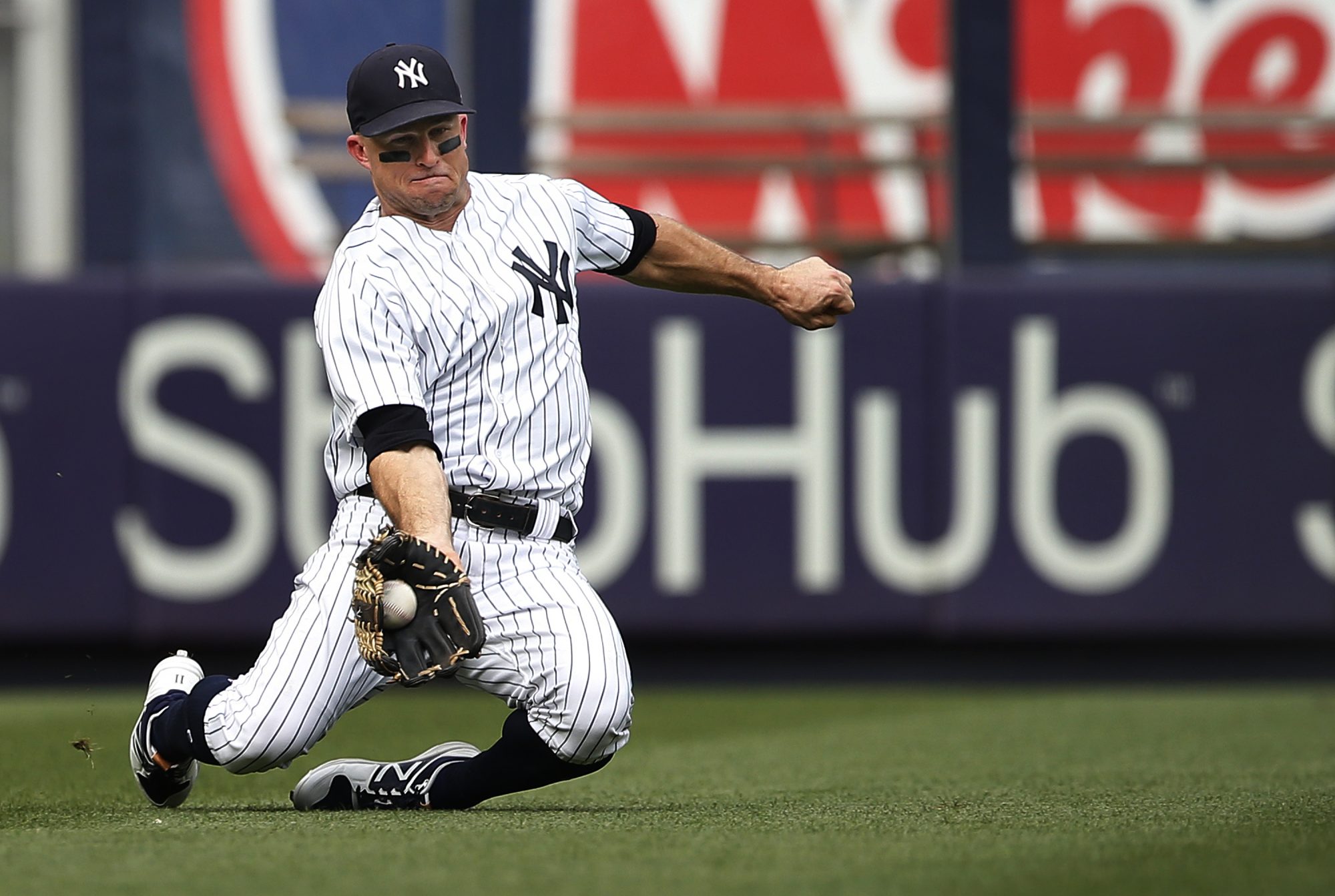 Brett Gardner New York Yankees Game-Used #11 Gray Jersey vs. Texas