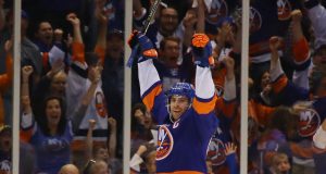 New York Islanders Fans Celebrate Nassau Coliseum Homecoming 