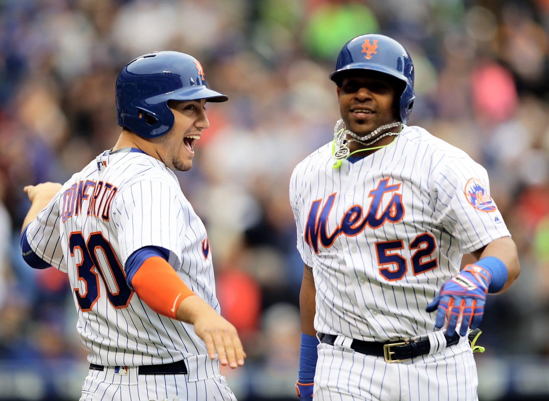 Curtis Granderson should start in right field when Yoenis Cespedes