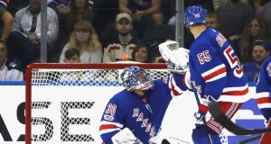 New York Rangers: Poor Decision-Making Henrik Lundqvist's Biggest Issue 