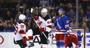 New Jersey Devils Handle the Fragile New York Rangers, 3-2 (Highlights) 