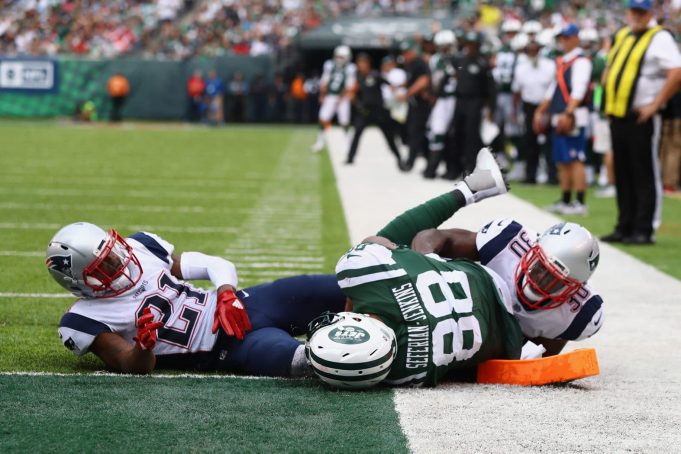 New York Jets 17, New England Patriots 24: Home Team Robbed By Atrocious Call (Highlights) 