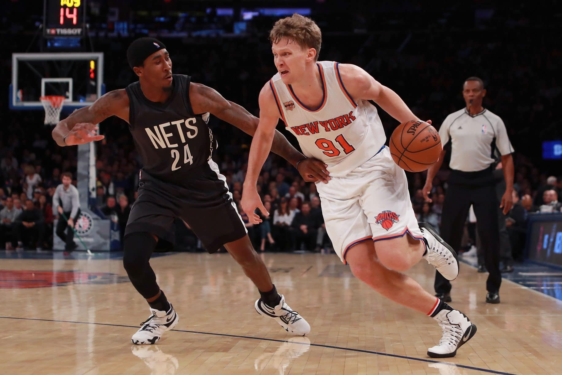 New York Knicks Shopping Mindaugas Kuzminskas To Open Roster Spot (Report) 