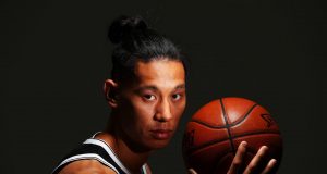 Brooklyn Nets guard Jeremy Lin seeks bathroom answers on Twitter