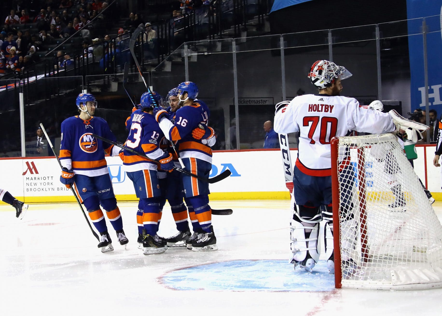 New York Islanders 3, Washington Capitals 1: Jaroslav Halak saves day (Highlights)