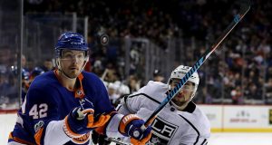 New York Islanders ink Scott Mayfield to 5-year, $7.25 million