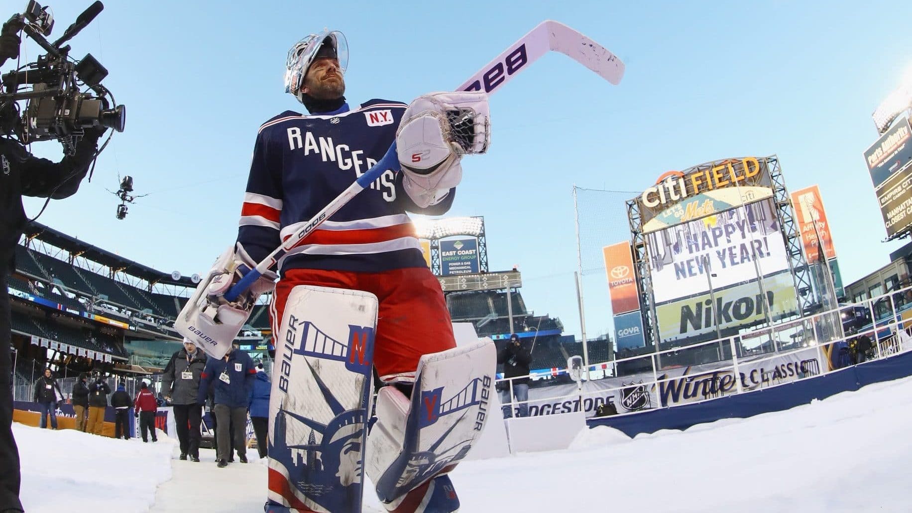 Henrik Lundqvist at the Winter Classic