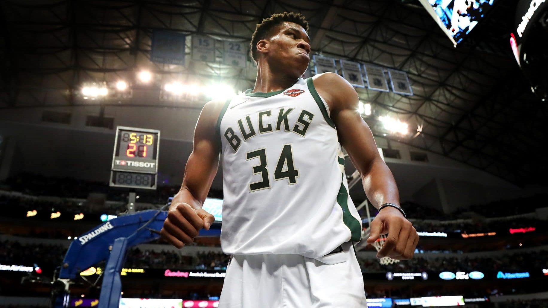 Giannis Antetokounmpo, Milwaukee Bucks