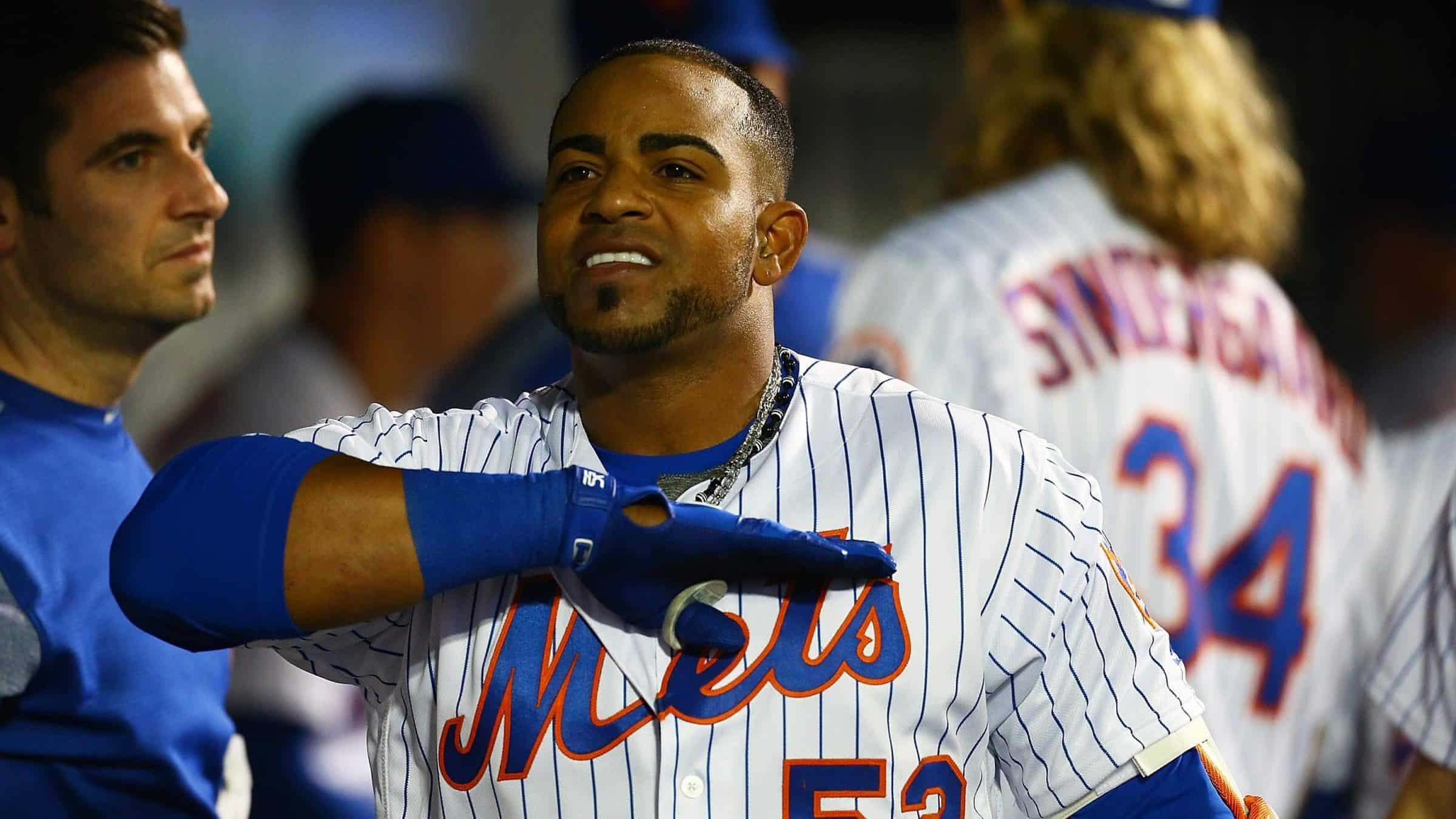 Yoenis Cespedes Receives Athletics Jersey, Works Out With Team for