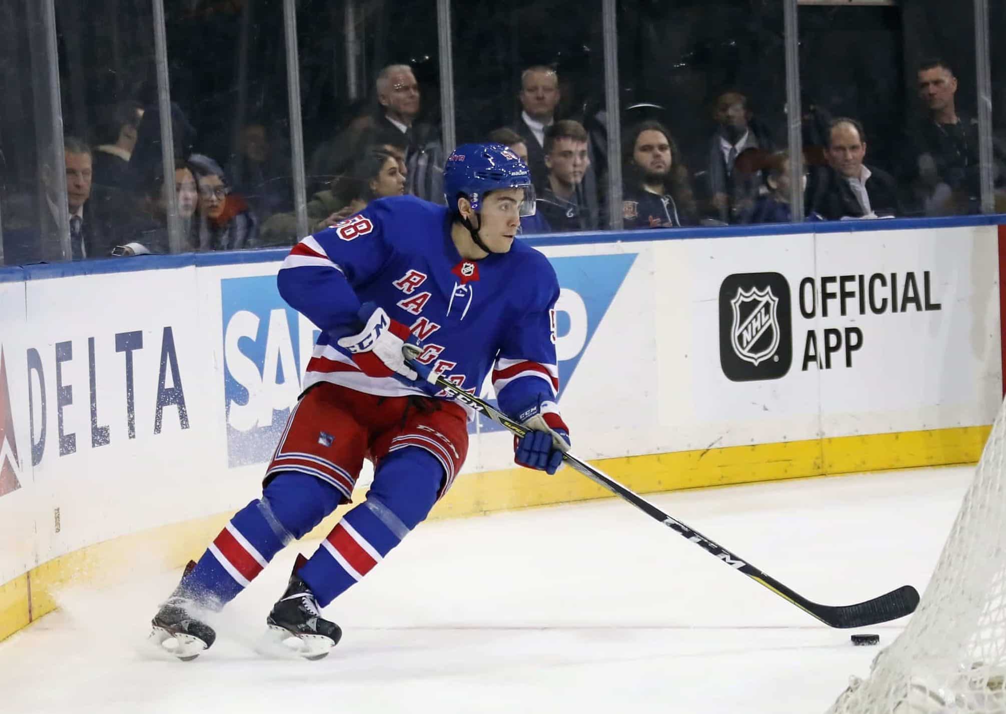 New York Rangers agree to terms with 5 players on Monday