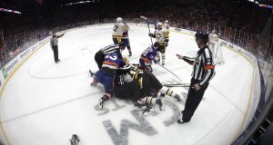 Penguins Islanders Hockey