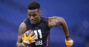 INDIANAPOLIS, IN - MARCH 05: Tennessee defensive back Rashaan Gaulden (DB11) runs the ball during the NFL Scouting Combine at Lucas Oil Stadium on March 5, 2018 in Indianapolis, Indiana.