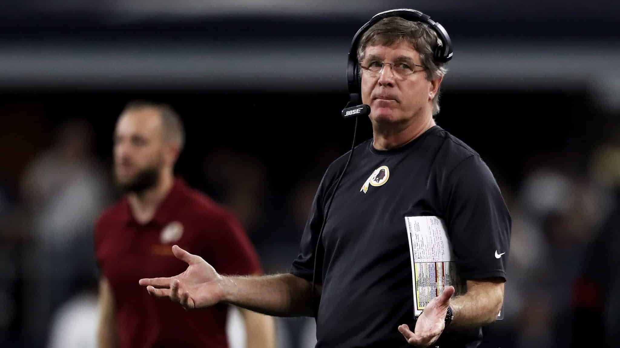 ARLINGTON, TEXAS - DECEMBER 29: Interim head coach Bill Callahan of the Washington Redskins reacts in the second quarter against the Dallas Cowboys in the game at AT&T Stadium on December 29, 2019 in Arlington, Texas.