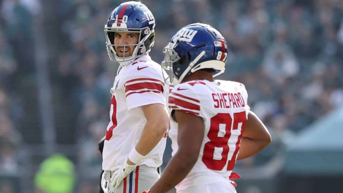 PHILADELPHIA, PENNSYLVANIA - NOVEMBER 25: Eli Manning #10 and Sterling Shepard #87 of the New York Giants look after a penalty was made against the New York Giants in the first half against the Philadelphia Eagles at Lincoln Financial Field on November 25, 2018 in Philadelphia, Pennsylvania.