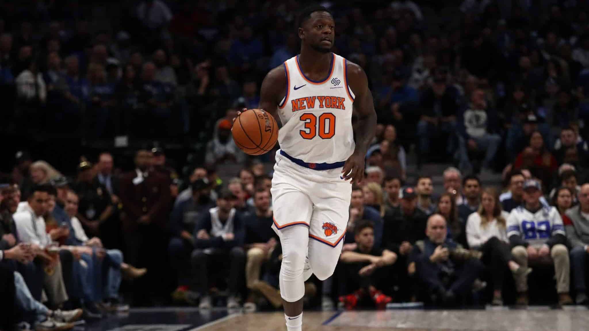 DALLAS, TEXAS - NOVEMBER 08: Julius Randle #30 of the New York Knicks at American Airlines Center on November 08, 2019 in Dallas, Texas.