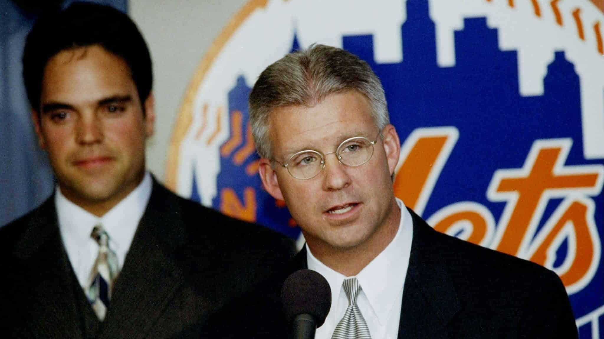NEW YORK - OCTOBER 26: General Manager Steve Phillips (R) of the New York Mets talks during a press conference about Mike Piazza (L) October 26, 1998 in New York City. Phillips has been fired June 12, 2003 by the New York Mets after the team has languished in the bottom of the standings,15 games behind the first place Atlanta Braves.
