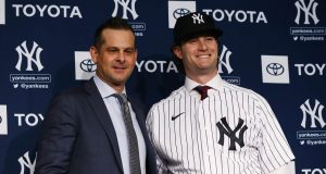 Aaron Boone and Gerrit Cole