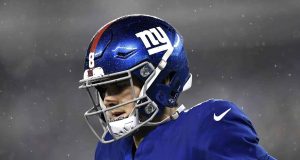 EAST RUTHERFORD, NEW JERSEY - DECEMBER 29: Daniel Jones #8 of the New York Giants reacts after losing the ball on a fumble against the Philadelphia Eagles during the fourth quarter in the game at MetLife Stadium on December 29, 2019 in East Rutherford, New Jersey.