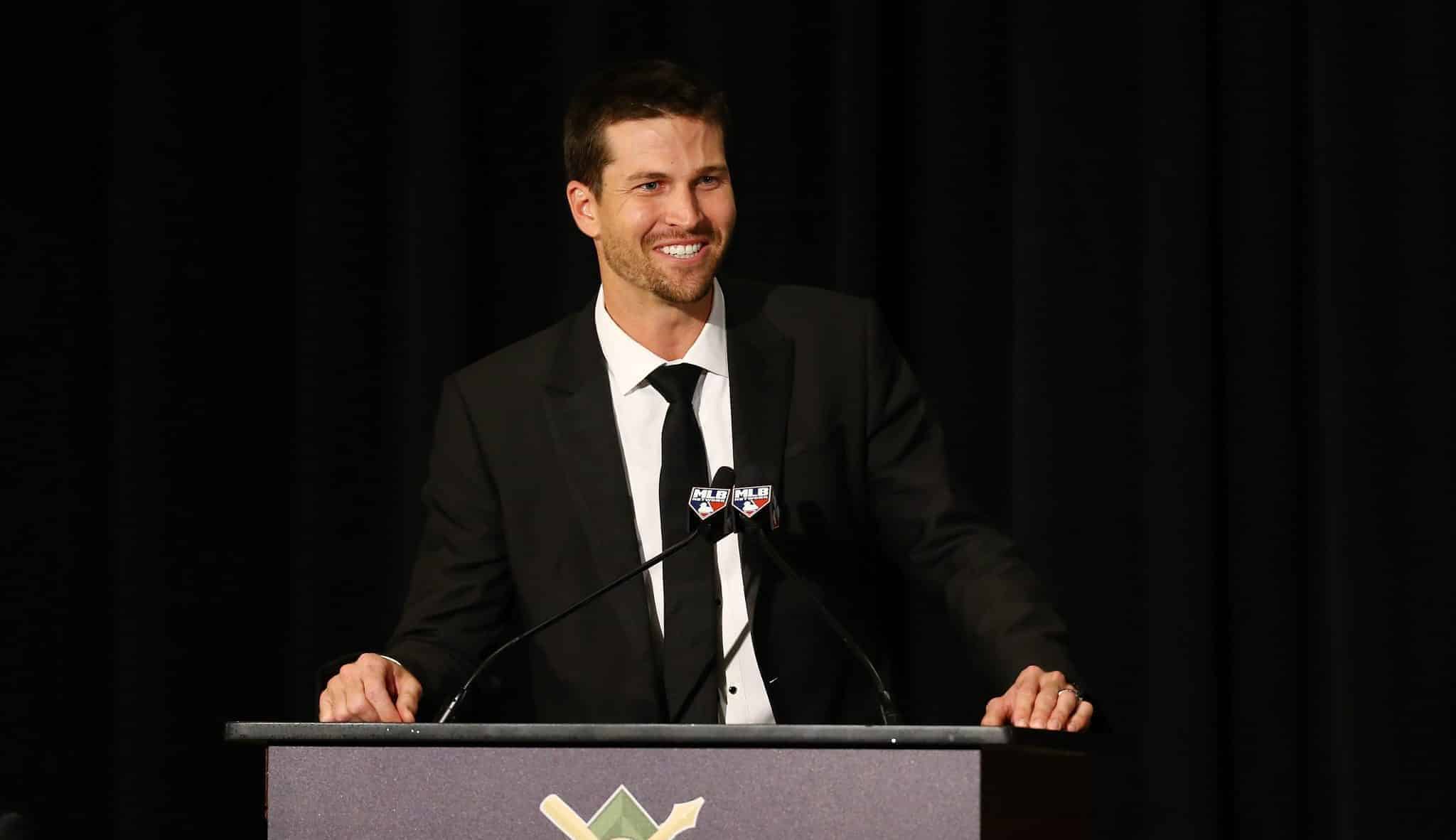 NEW YORK, NEW YORK - JANUARY 25: Jacob deGrom of the New York Mets speaks after receiving the 2109 National League Cy Young Award during the 97th annual New York Baseball Writers' Dinner on January 25, 2020 Sheraton New York in New York City.