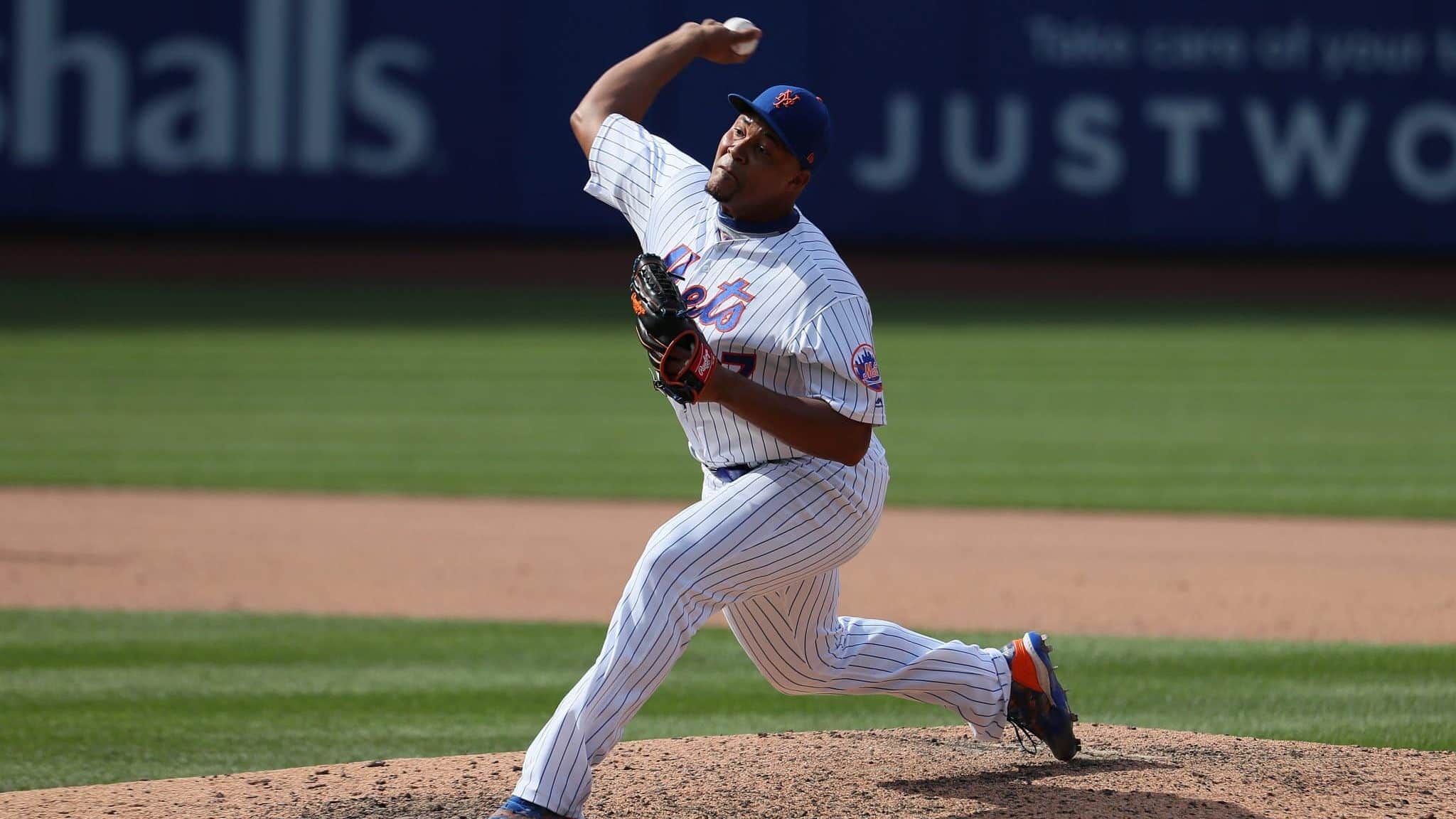NEW YORK, NEW YORK - AUGUST 11: Jeurys Familia #27 of the New York Mets in action against the Washington Nationals during their game at Citi Field on August 11, 2019 in New York City.